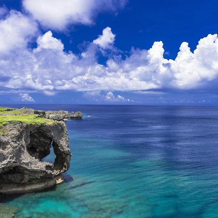 Kariyushi Condominium Resort Yomitan Ryukyu Tabikan In Zampamisaki Zewnętrze zdjęcie